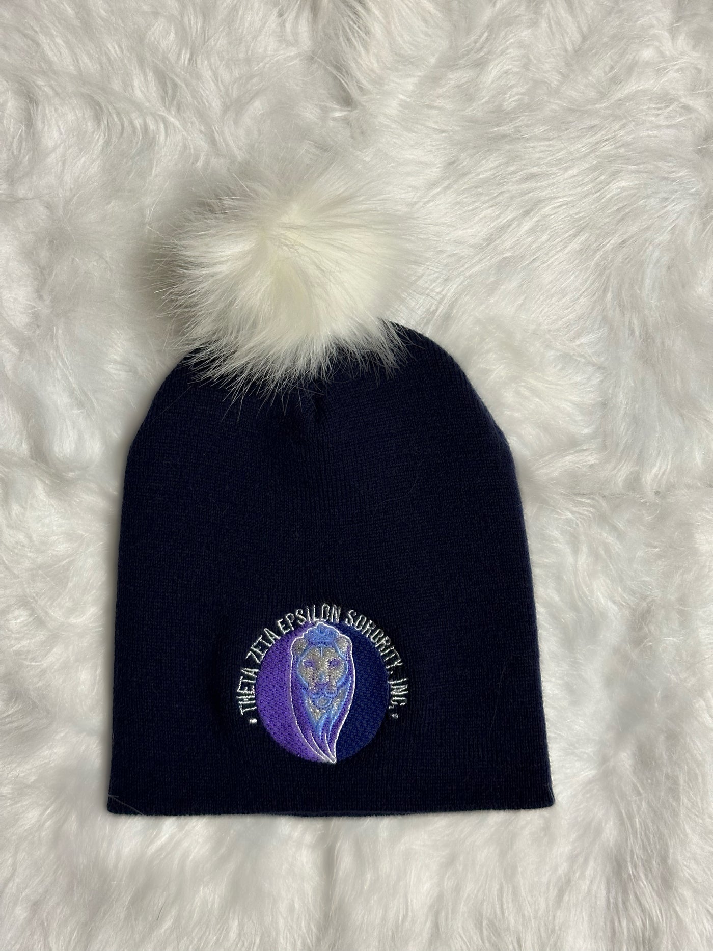 TZE Logo Beanie Hat w/tPomPom