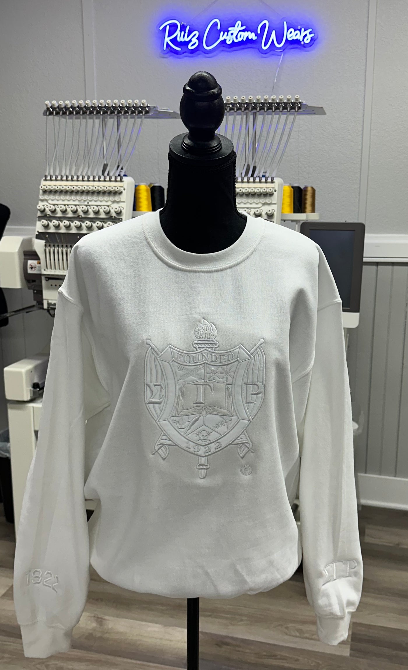 White Shield Sweatshirt_SGRho